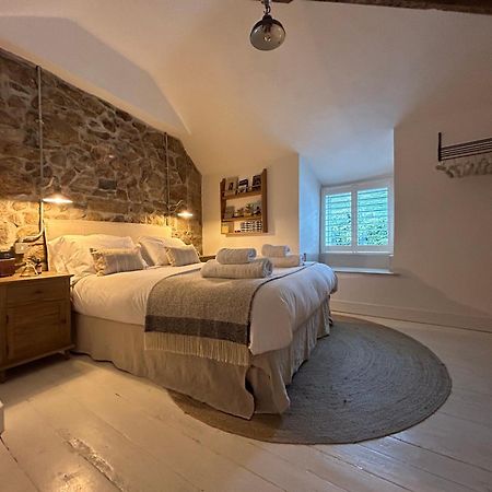 The Old Gallery - Charming Coastal Escape For Two Mousehole Exterior photo